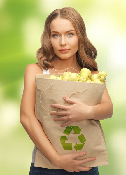 Mujer con bolsa — Foto de Stock