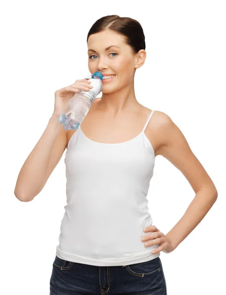Žena s lahví vody — Stock fotografie