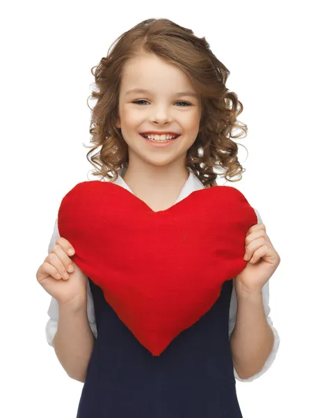 Flicka med stort hjärta — Stockfoto