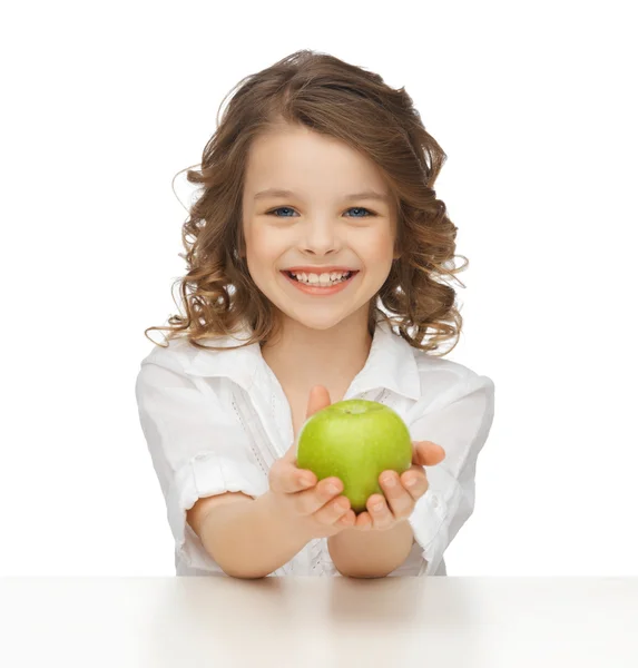 Menina com maçã verde — Fotografia de Stock