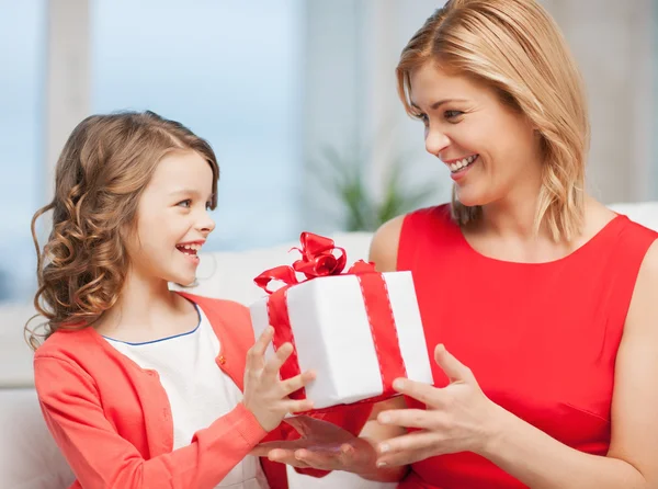 Mutter und Tochter — Stockfoto