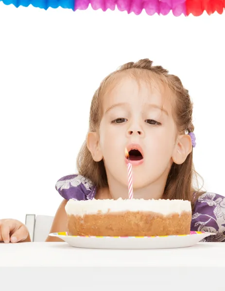誕生日ケーキの litle 女の子 — ストック写真