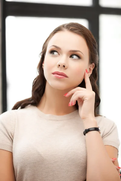 Mujer tranquila y pensante seria — Foto de Stock