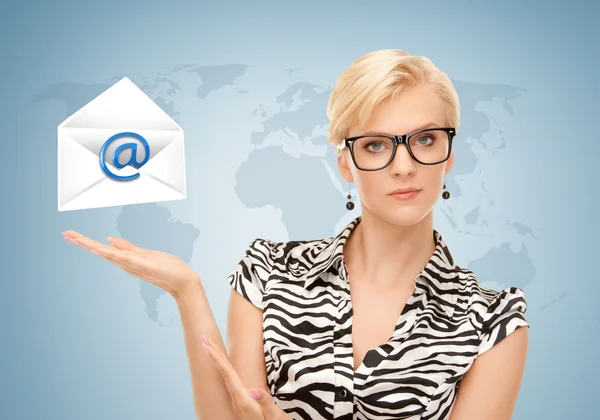 Woman showing virtual envelope — Stock Photo, Image