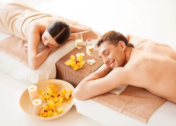 Couple en spa — Photo