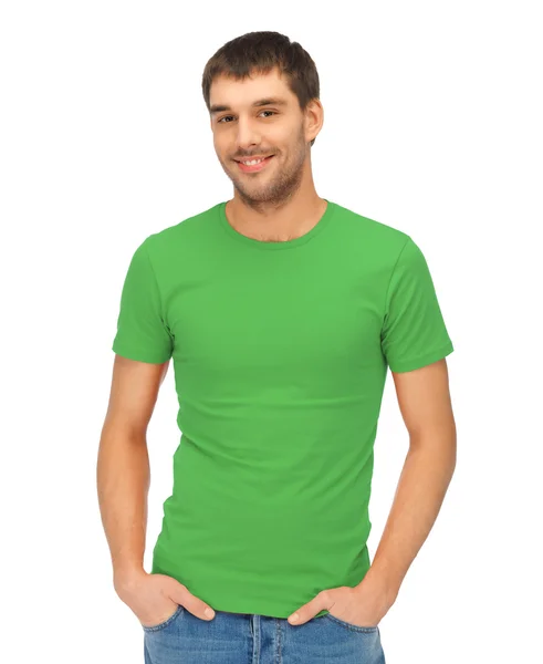 Knappe man in groen shirt — Stockfoto