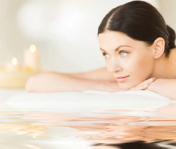 Woman in spa — Stock Photo, Image