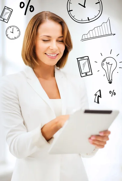 Mujer de negocios con tableta PC en la oficina — Foto de Stock