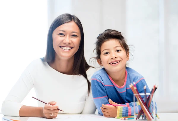 Mãe e filha desenho — Fotografia de Stock