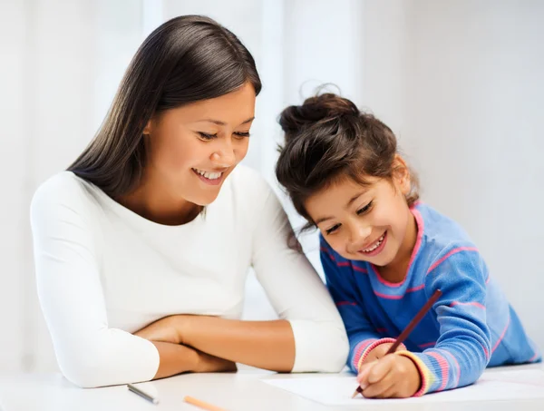 Mãe e filha desenho — Fotografia de Stock