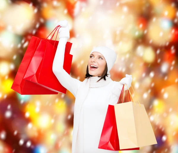 Imagem de mulher feliz com sacos de compras — Fotografia de Stock