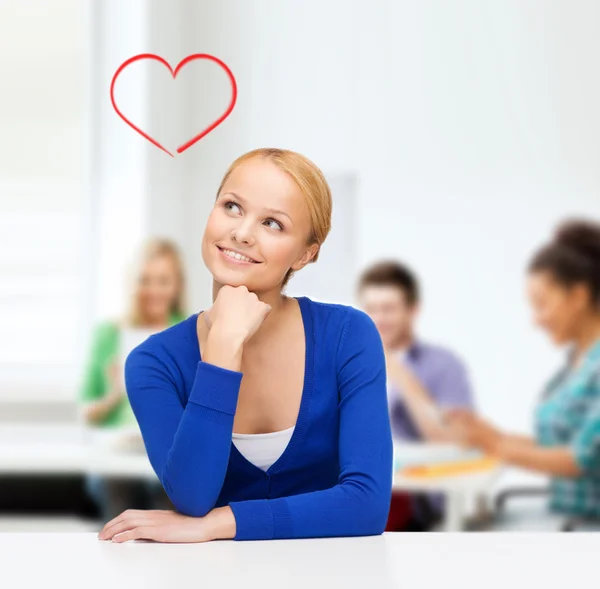 Mujer feliz soñando — Foto de Stock