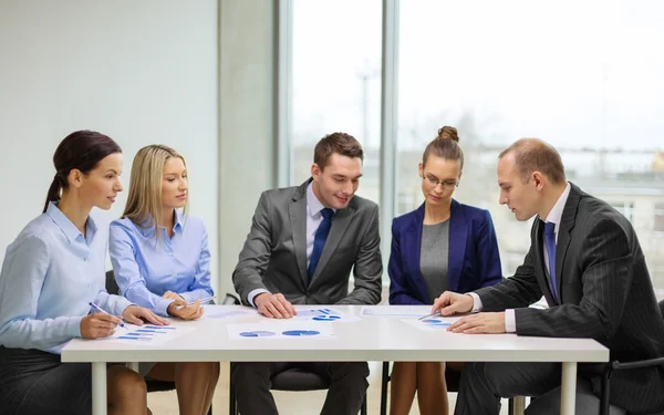 Business team with documents having discussion — Stock Photo, Image