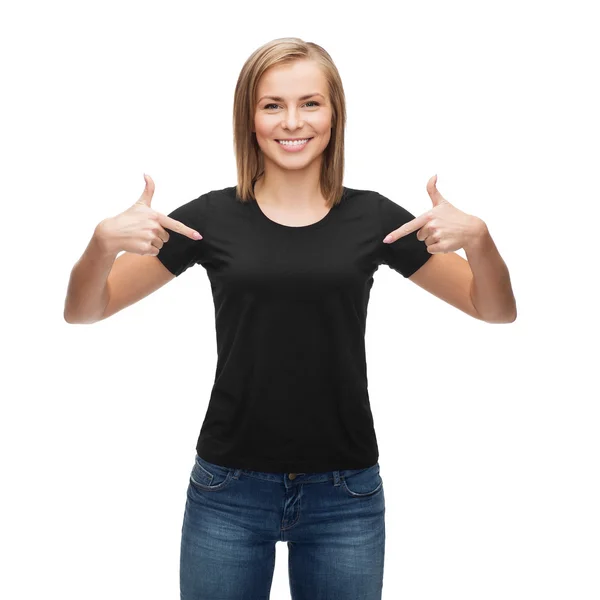 Mujer en camiseta negra en blanco —  Fotos de Stock