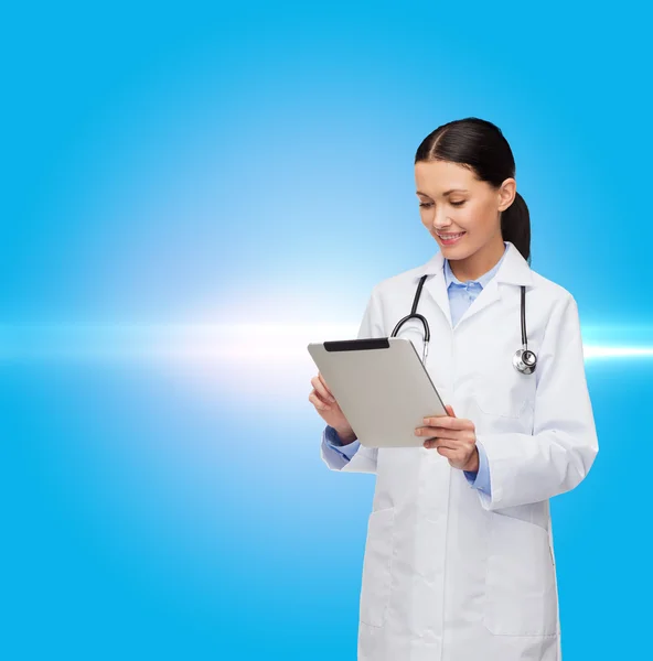 Female doctor with stethoscope and tablet pc — Stock Photo, Image