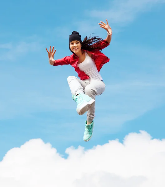 Bela dança menina pulando — Fotografia de Stock