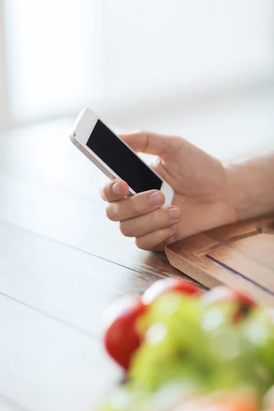 Closeup of man with smartphone — Stock Photo, Image