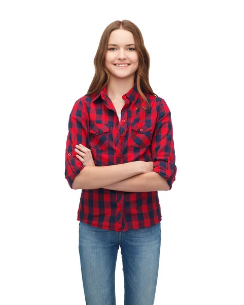 Lächelnde junge Frau in lässiger Kleidung — Stockfoto