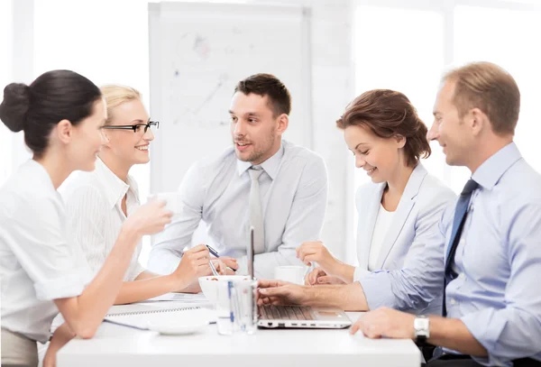 Business team having meeting in office — Stock Photo, Image