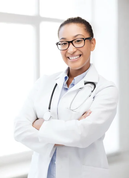 African female doctor in hospital — Stock Photo, Image