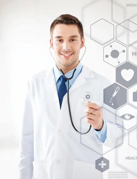 Doctor con estetoscopio y pantalla virtual — Foto de Stock