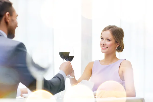 Young woman looking at boyfriend or husband — Stock Photo, Image