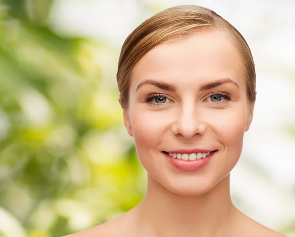 Gezicht van mooie vrouw — Stockfoto