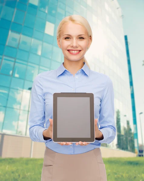 Businesswoman with blank black tablet pc screen — Stock Photo, Image