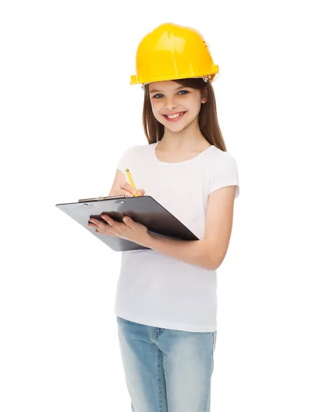 Sorrindo menina no capacete protetor — Fotografia de Stock