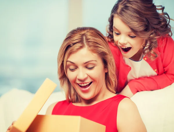 Madre e hija — Foto de Stock