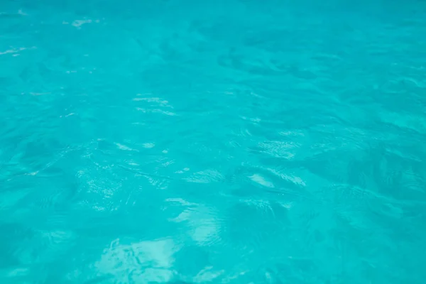 Acqua in piscina, mare o oceano — Foto Stock