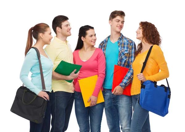 Group of smiling teenagers — Stock Photo, Image