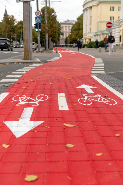 单车径或有单车标志的红色道路 — 图库照片