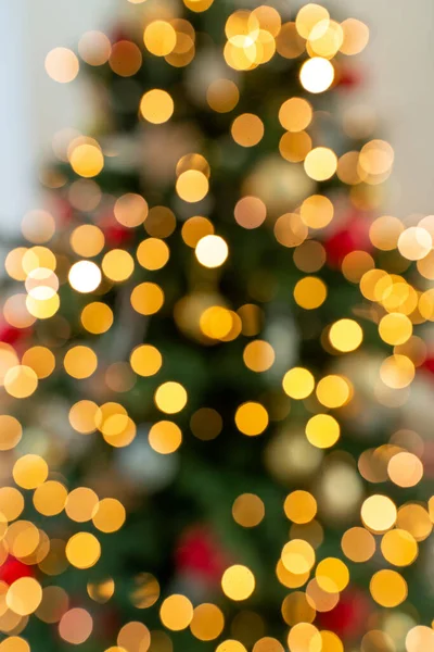 Θολή χριστουγεννιάτικο δέντρο φώτα — Φωτογραφία Αρχείου
