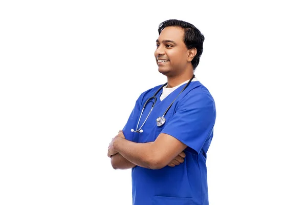 Šťastný indický lékař nebo mužská zdravotní sestra se stetoskopem — Stock fotografie