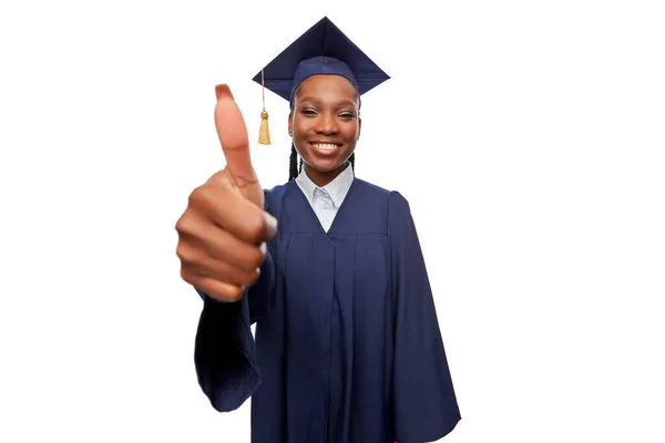 Feliz estudiante de posgrado en mortero — Foto de Stock