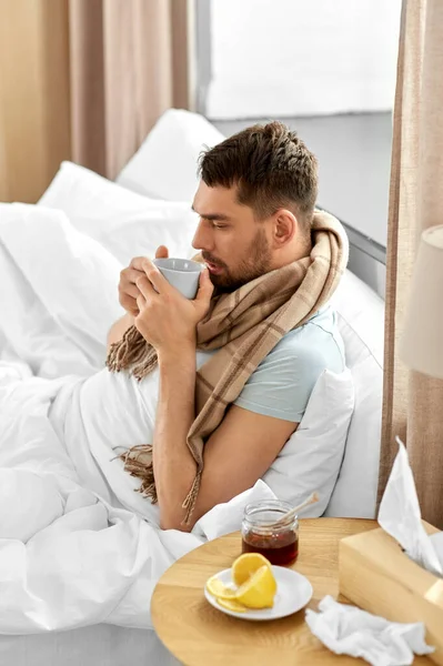 Health Illness People Concept Sick Man Drinking Hot Tea Lemon — Stock Photo, Image