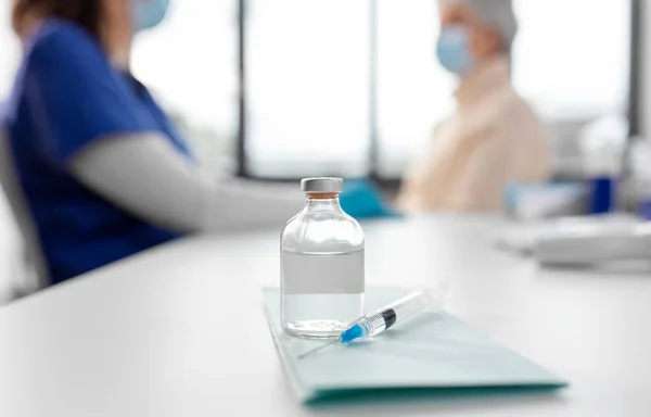 Medicine Health Vaccination Concept Bottle Medicine Syringe Table Doctor Nurse — 스톡 사진