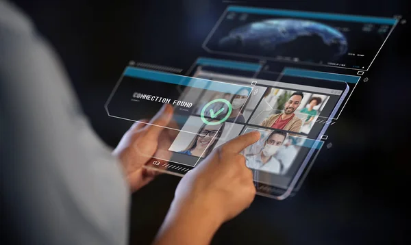 Üzleti Kommunikációs Technológiai Koncepció Közelről Kezek Átlátszó Tabletta Számítógép Videokonferencia — Stock Fotó