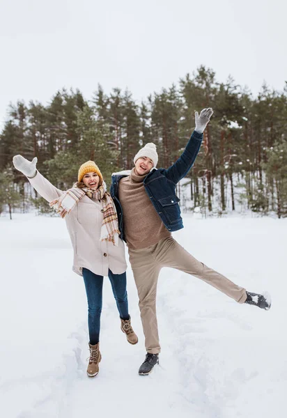 Mensen Liefde Vrije Tijd Concept Gelukkig Glimlachend Paar Hebben Plezier — Stockfoto