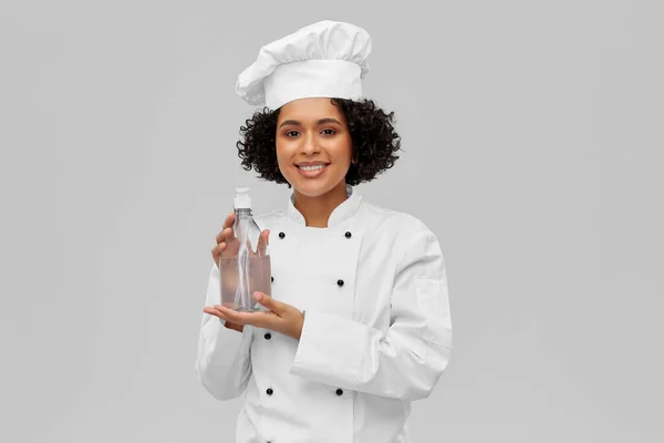 Cocina Culinaria Concepto Gente Feliz Chef Sonriente Aplicación Desinfectante Manos —  Fotos de Stock