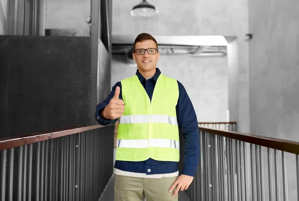 Arquitetura Construção Negócios Conceito Construção Feliz Sorridente Trabalhador Masculino Segurança — Fotografia de Stock
