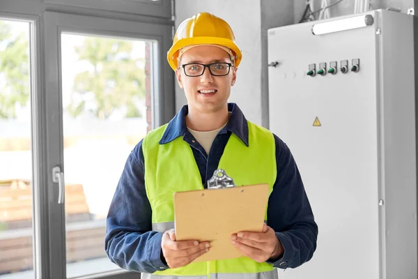 Construção Conceito Negócios Construção Feliz Sorridente Eletricista Masculino Trabalhador Capacete — Fotografia de Stock