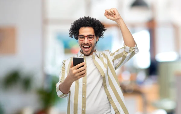 Technology Communication People Concept Happy Smiling Young Man Glasses Smartphone — Foto Stock