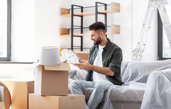 Moving People Real Estate Concept Happy Smiling Man Boxes Clock — Fotografia de Stock