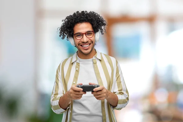 Technology People Leisure Concept Happy Smiling Young Man Headphones Gamepad — Stock Photo, Image