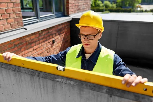 Impresa Edile Concetto Costruzione Costruttore Maschio Con Parete Misurazione Del — Foto Stock