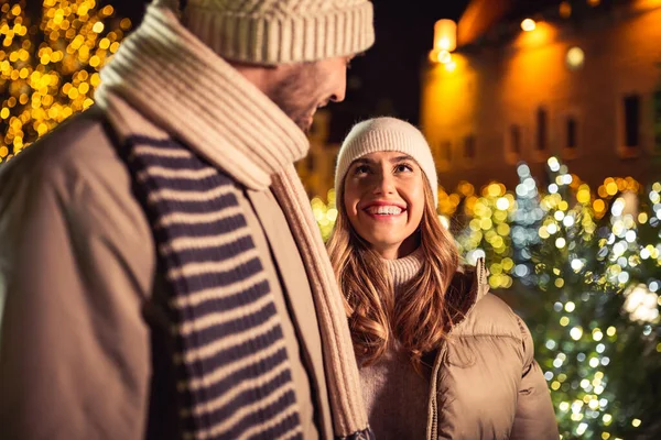 Winter Holidays People Concept Happy Smiling Couple Christmas Tree Lights —  Fotos de Stock