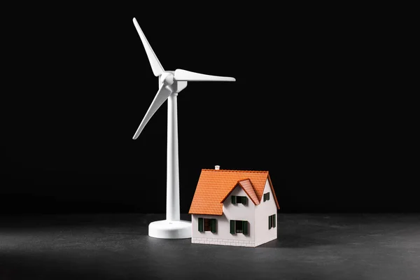 Energy Power Sustainability Concept Close Wind Turbine House Model Black — 스톡 사진