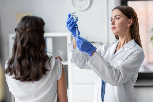 Concepto Salud Medicina Pandemia Doctora Enfermera Que Usa Guantes Médicos —  Fotos de Stock